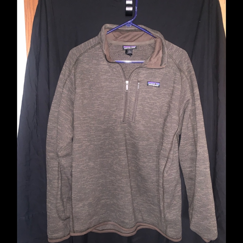 Men’s Patagonia quarter zipup sweater